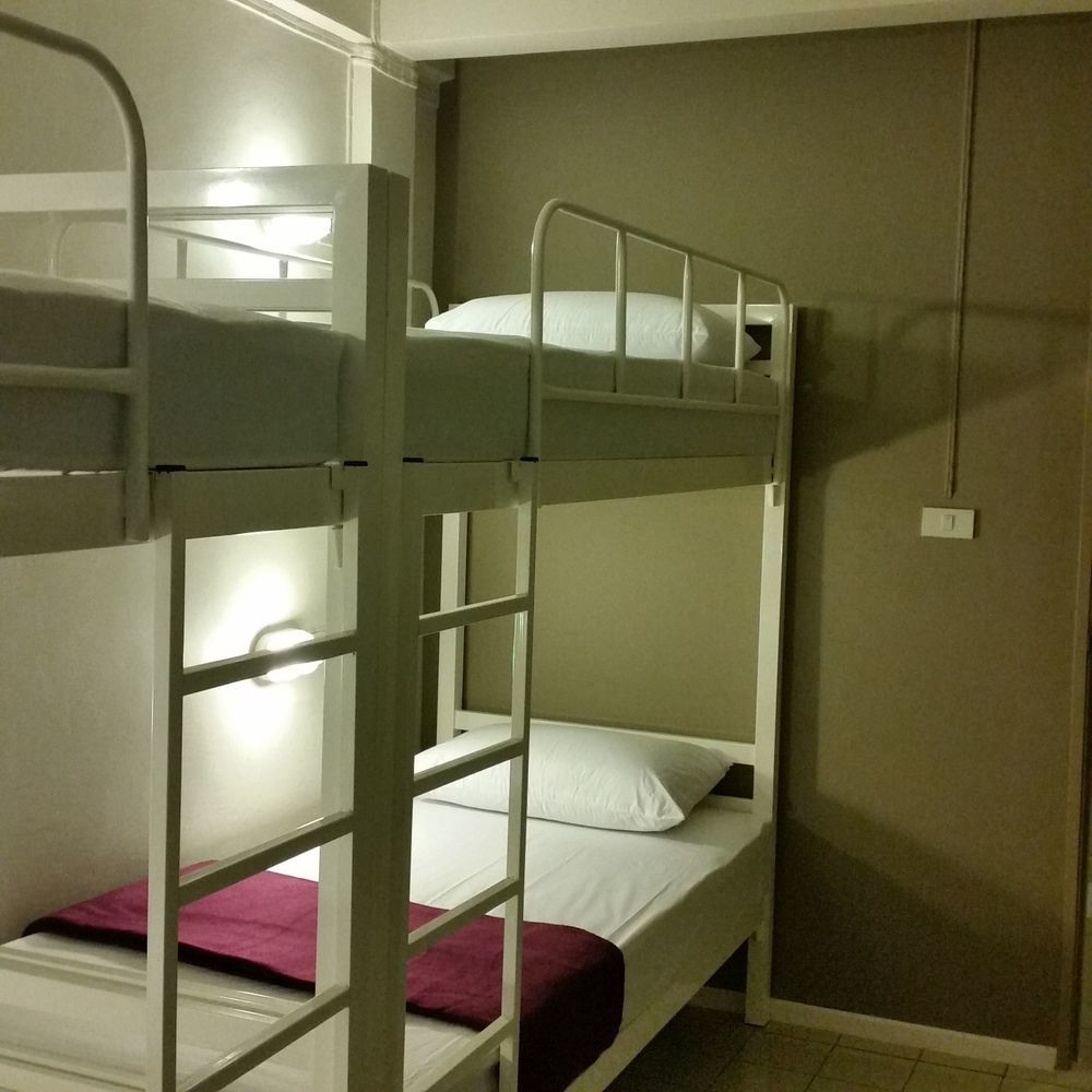 Need Sleep Hostel Bangkok Exterior foto